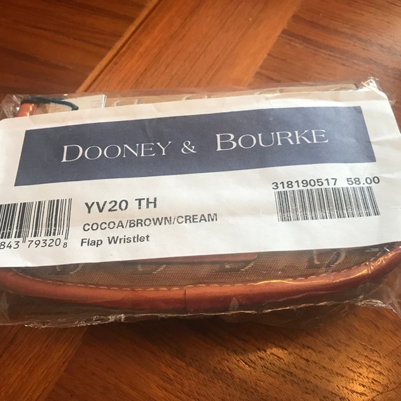 Wristlet-flap wristlet - Picture 2 of 4